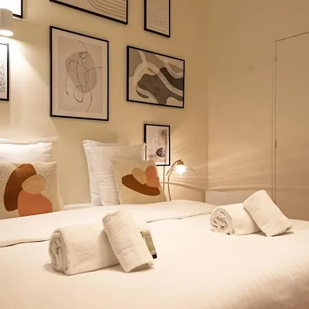 Apartment Superb Flat In Champs Elysees